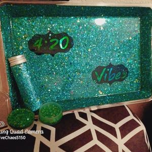 3️⃣ piece Tobacco Rolling tray set